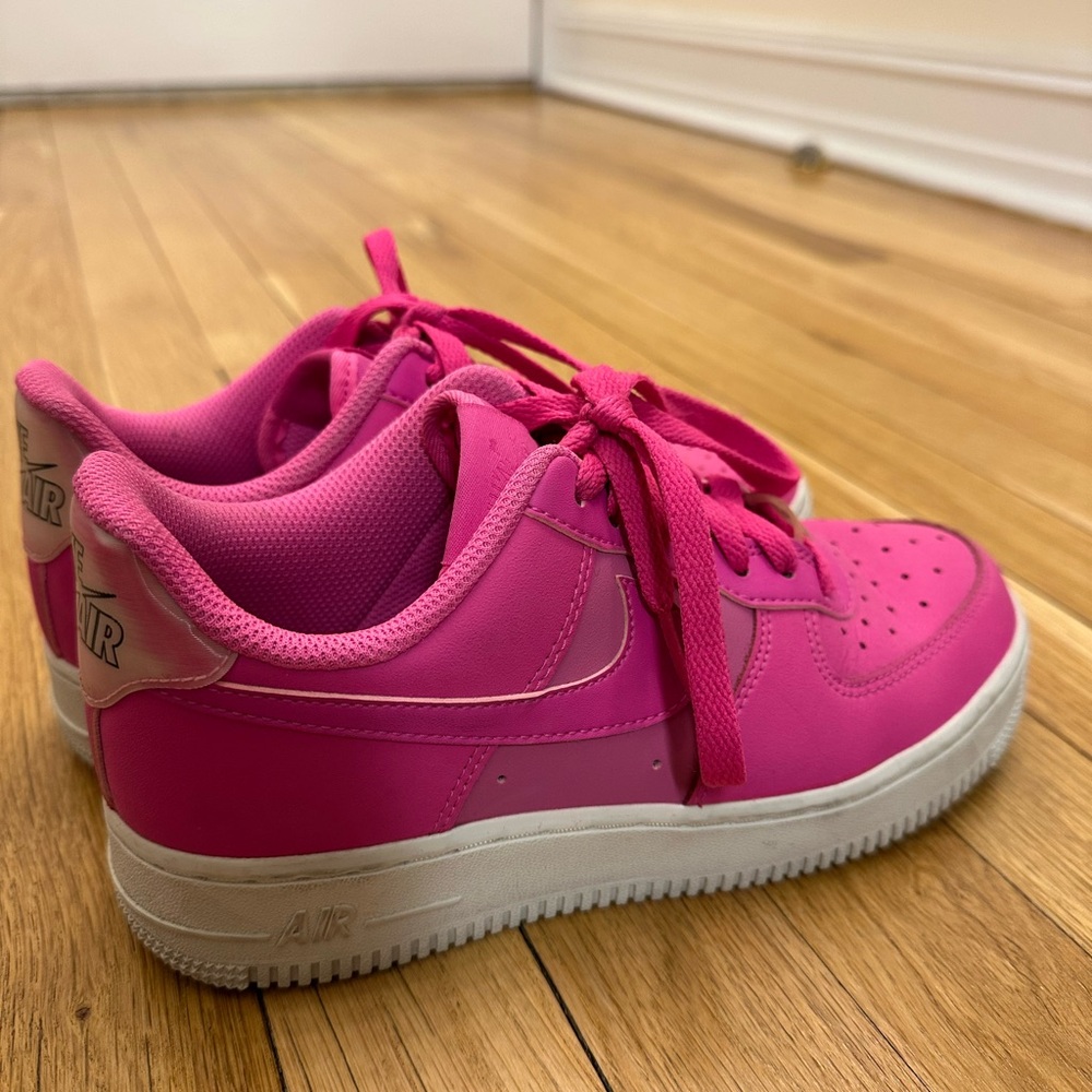 Nike Air Force 1 - Size 6